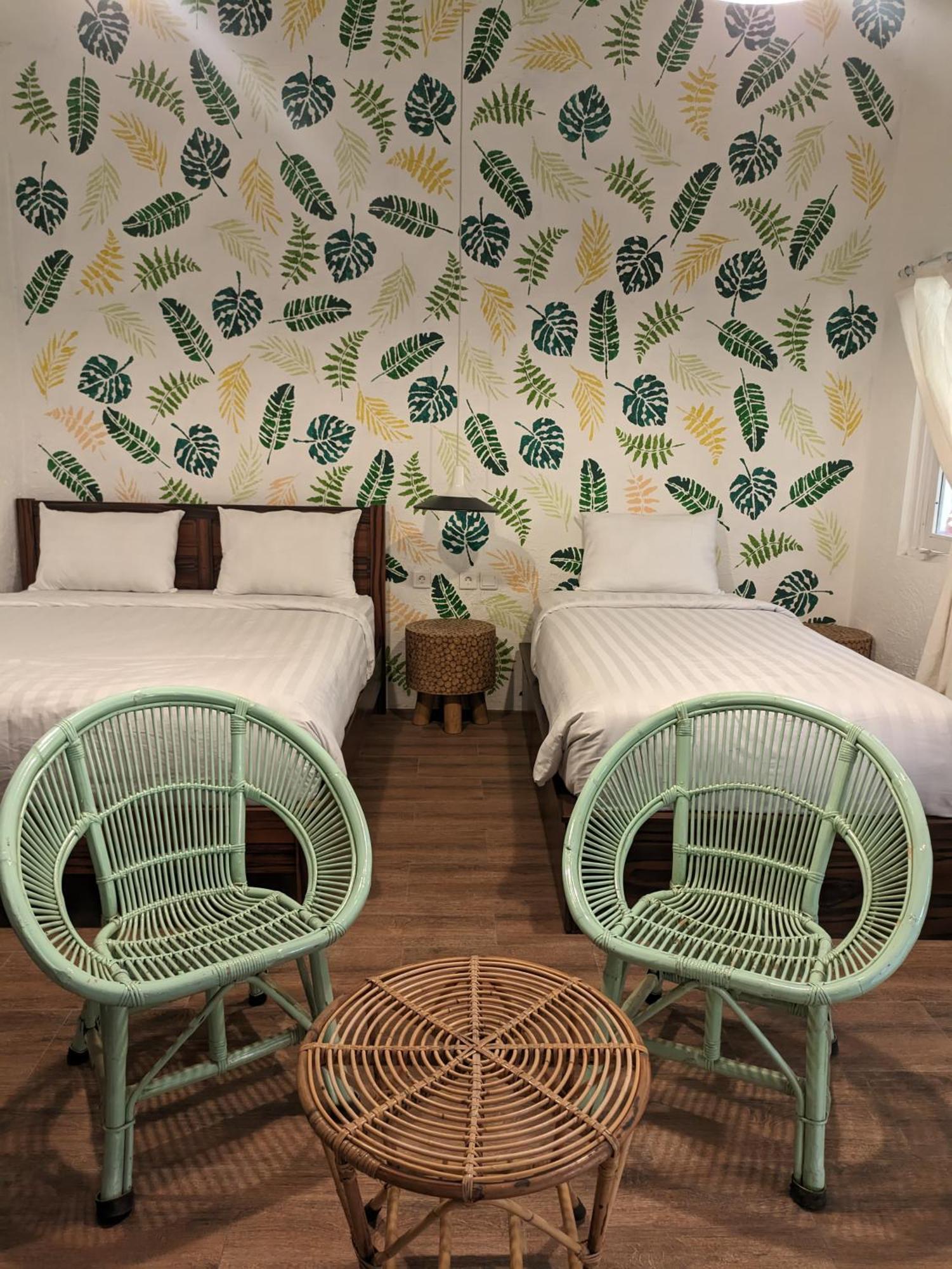 Inn House Homestay Dadapan Экстерьер фото